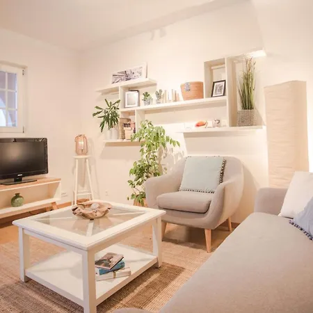 Lena Apartament