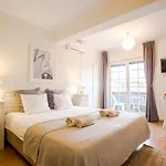 Apartman Lena *