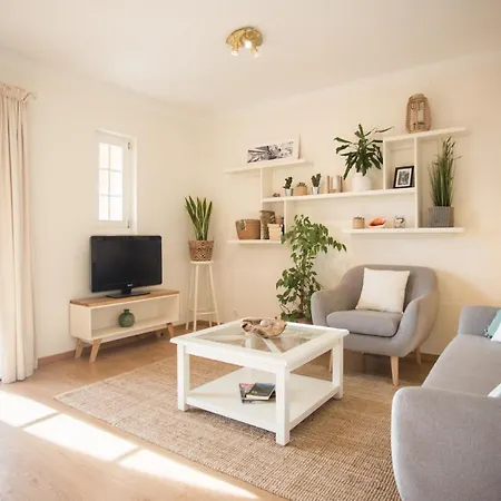 Lena Apartman *